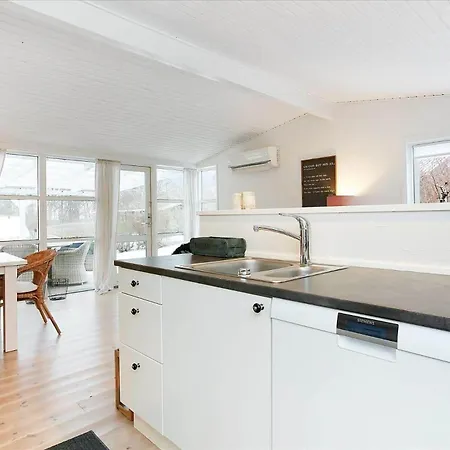 40544-juelsminde-pot-strandby-379 *