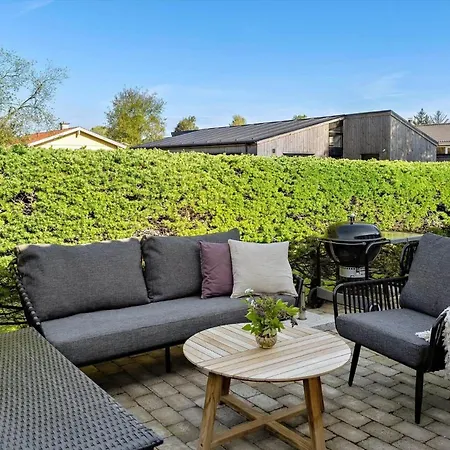40544-juelsminde-pot-strandby-379 Sønderby